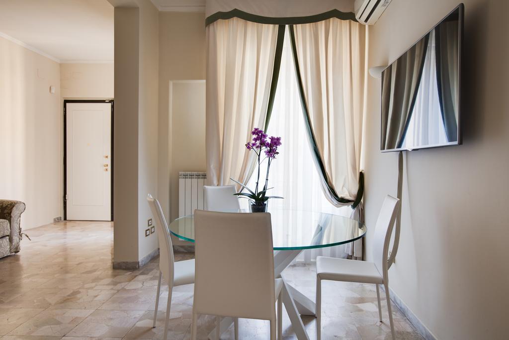 Kometa Suites & Apartments Флоренция Номер фото