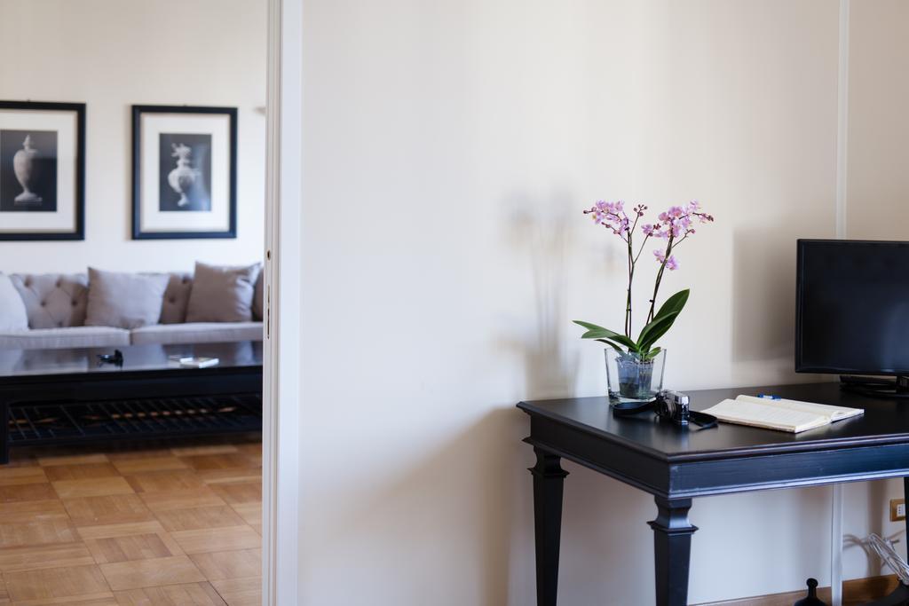 Kometa Suites & Apartments Флоренция Экстерьер фото
