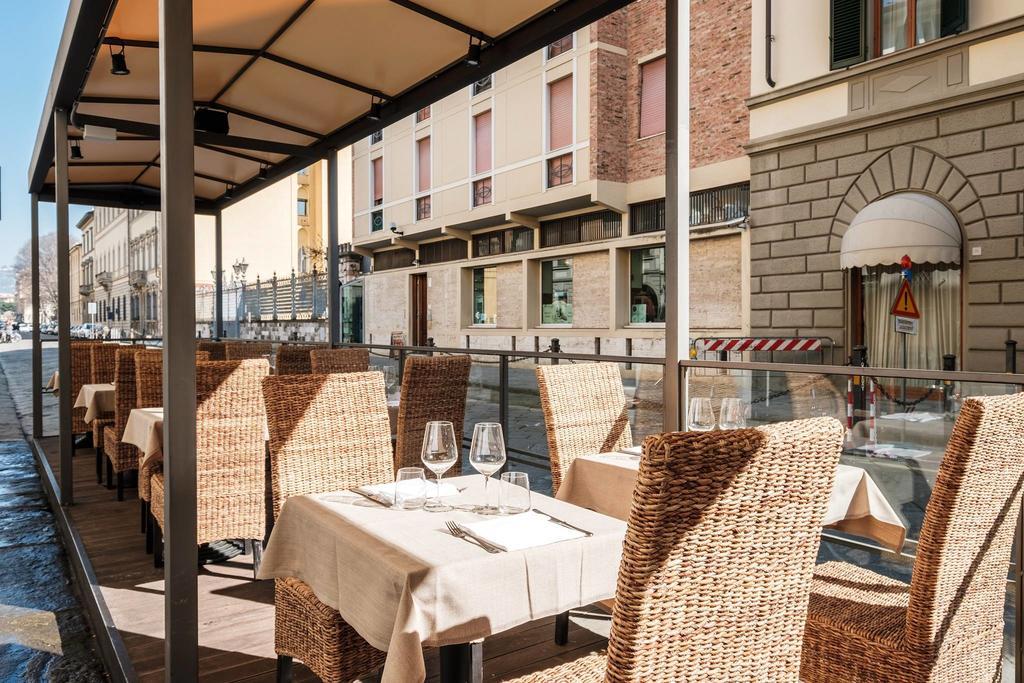 Kometa Suites & Apartments Флоренция Экстерьер фото